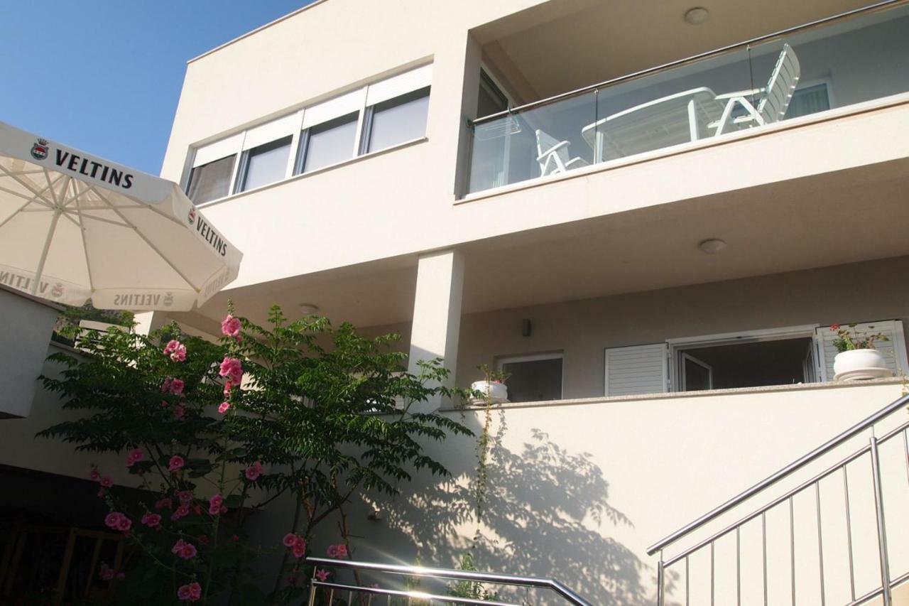 Apartamento Open Hus Krvavica Exterior foto
